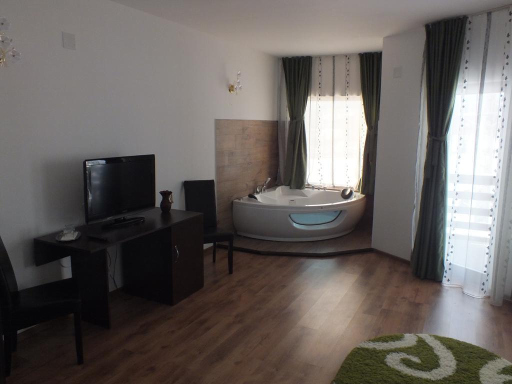 Pensiunea Eliza Hotel Podu Cosnii Ruang foto